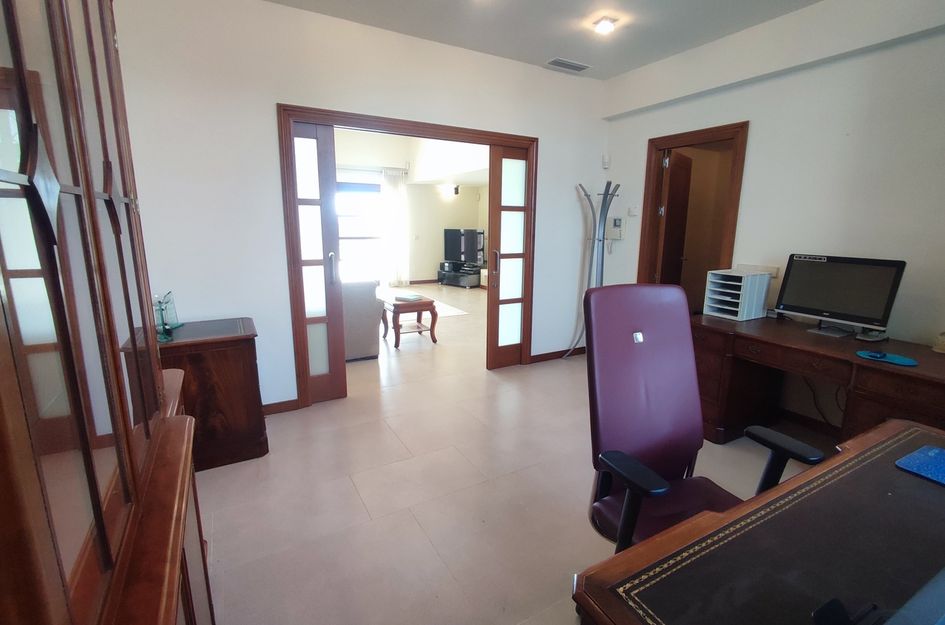 Villa in Jerónimo y Avileses