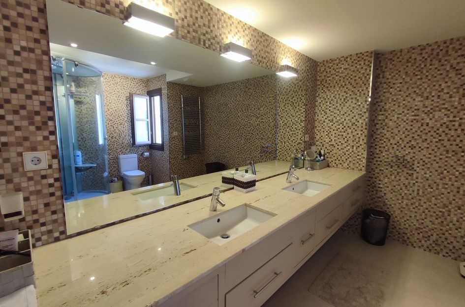 Villa in Jerónimo y Avileses