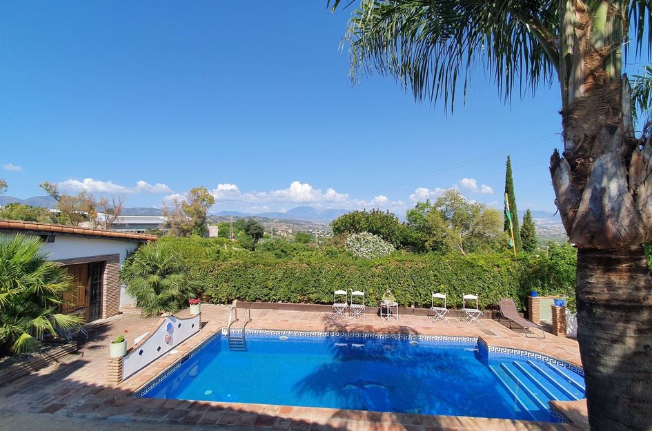 Huis in Alhaurín el Grande