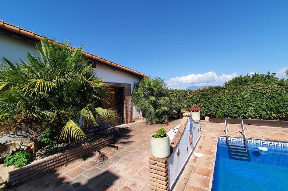 Huis in Alhaurín el Grande