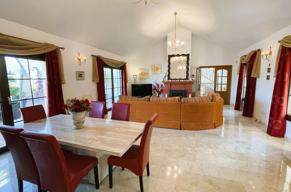 Villa in Alhaurín el Grande