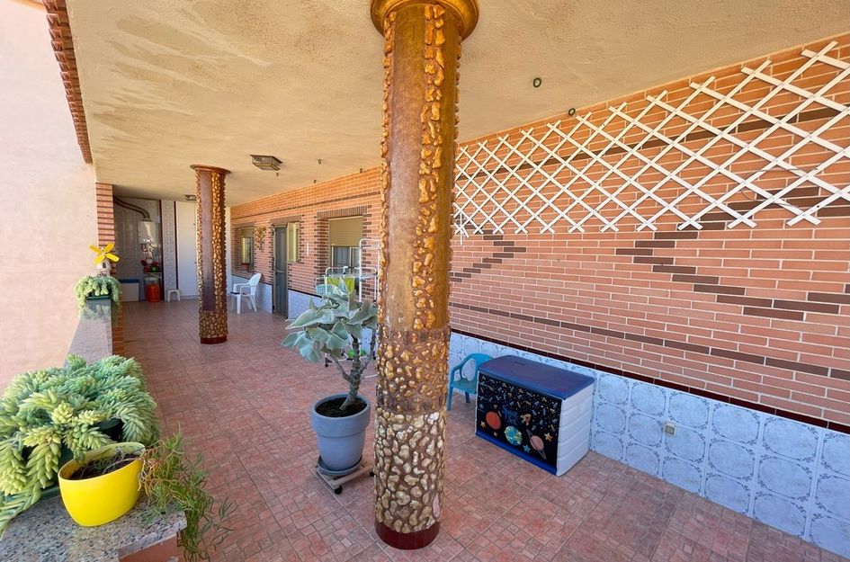 Halfvrijstaand in La Unión