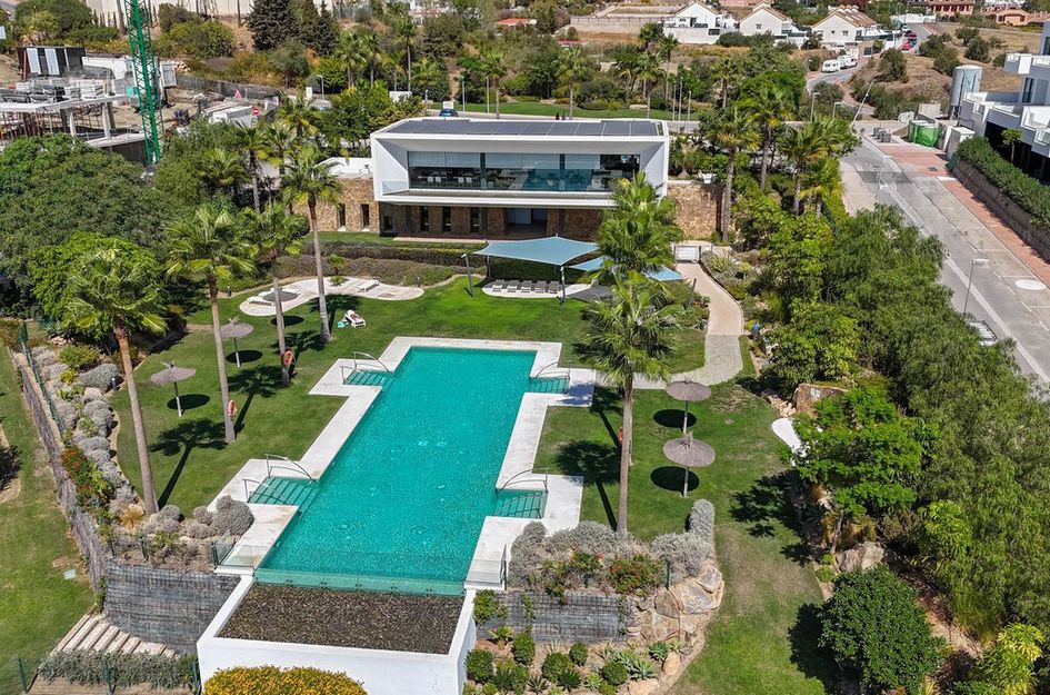 Villa in Benalmádena