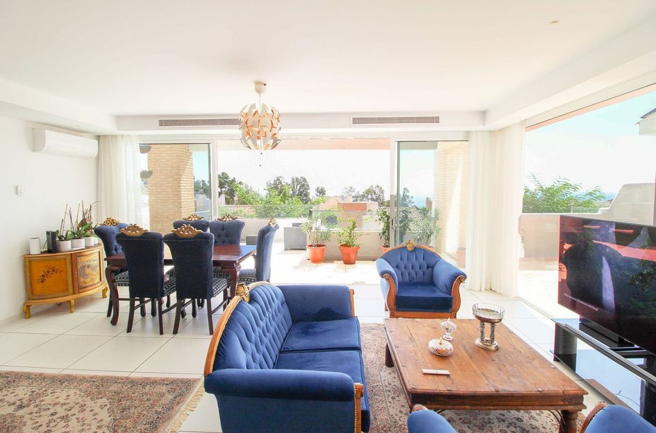 Villa in Benalmádena