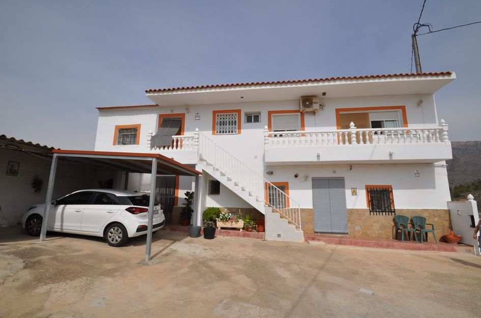 Huis in Ricabacica
