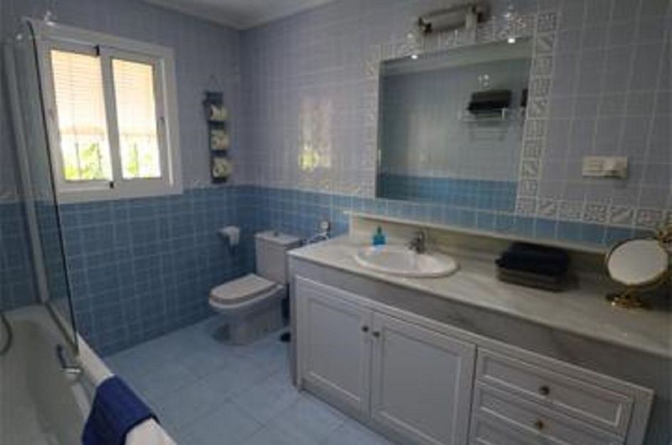 Villa in Benalmádena