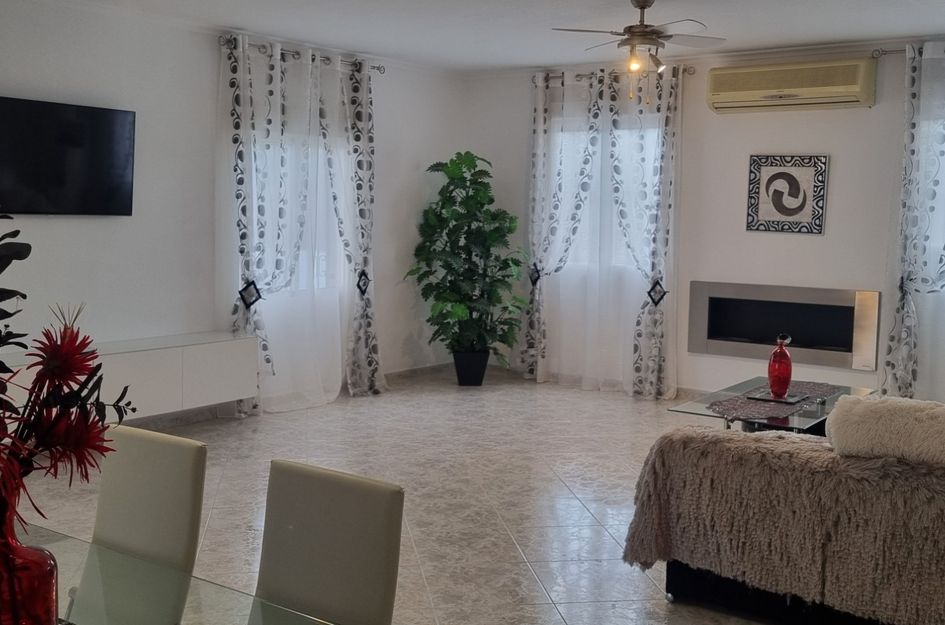 Villa in Hondón de los Frailes