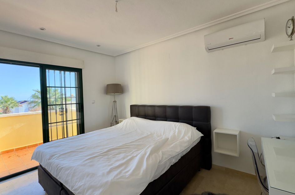 Villa in Dehesa de Campoamor