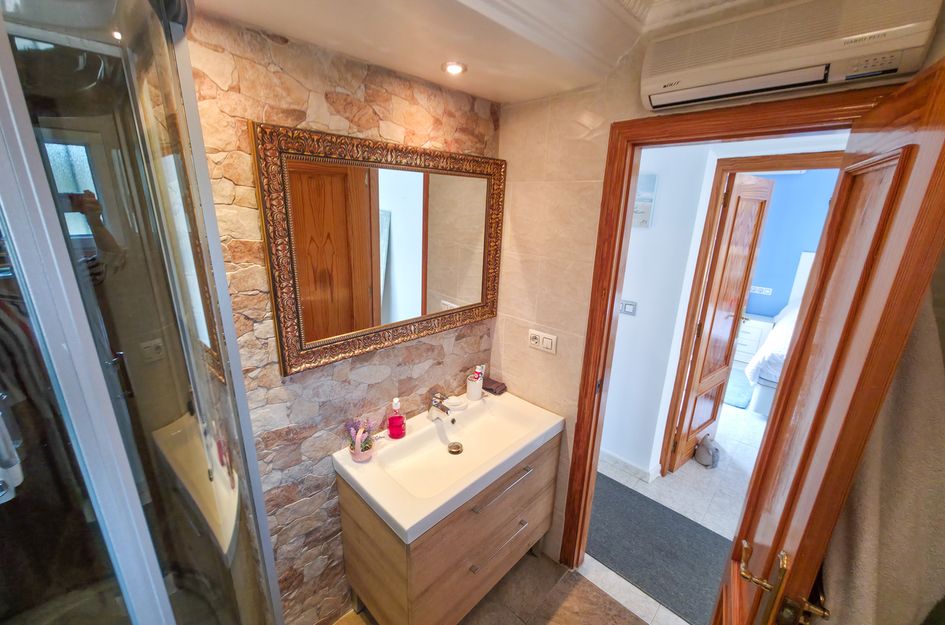 Villa in Res. Las Filipinas