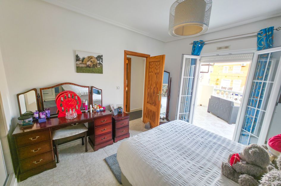 Villa in Res. Las Filipinas