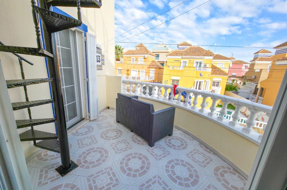 Villa in Res. Las Filipinas