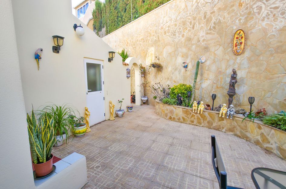 Villa in Res. Las Filipinas