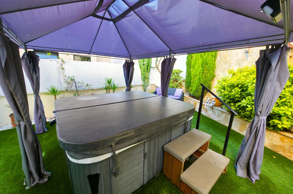 Villa in Res. Las Filipinas