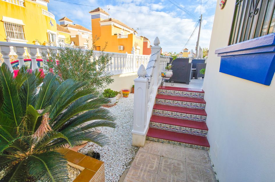 Villa in Res. Las Filipinas