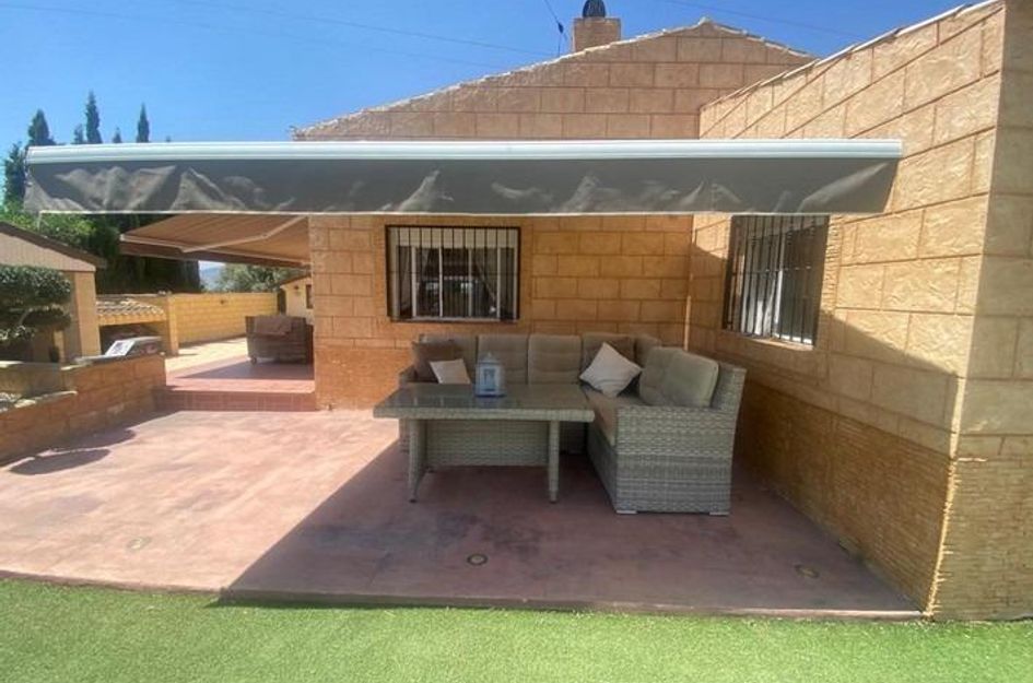 Villa in Mos del Bou