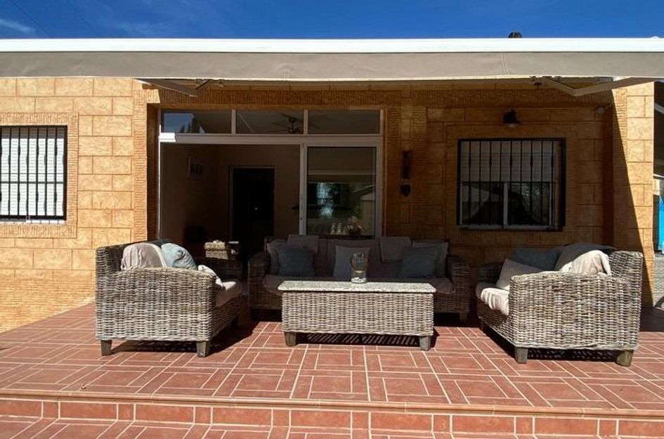 Villa in Mos del Bou