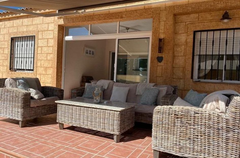 Villa in Mos del Bou