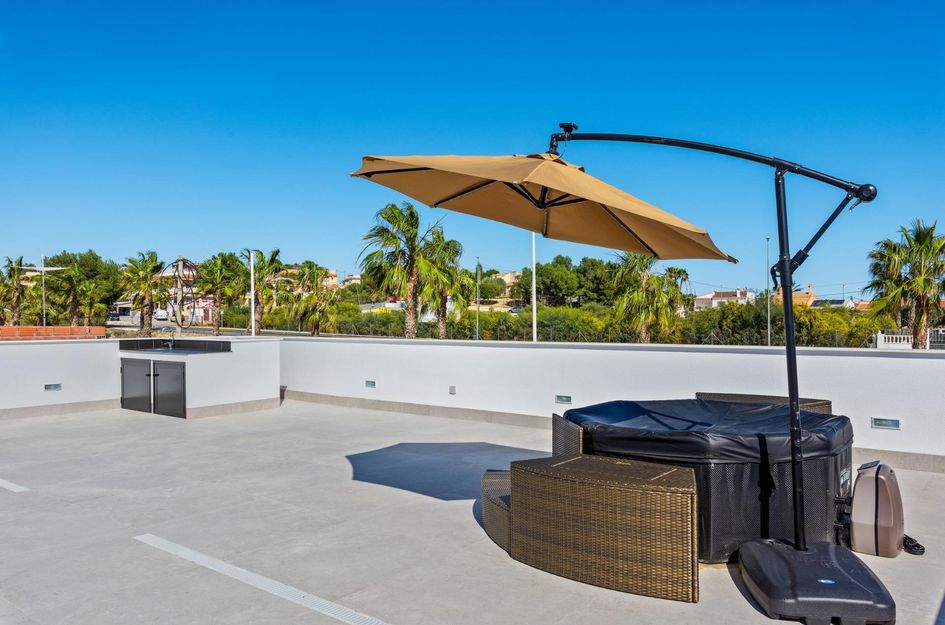 Villa in Castillo de Montemar