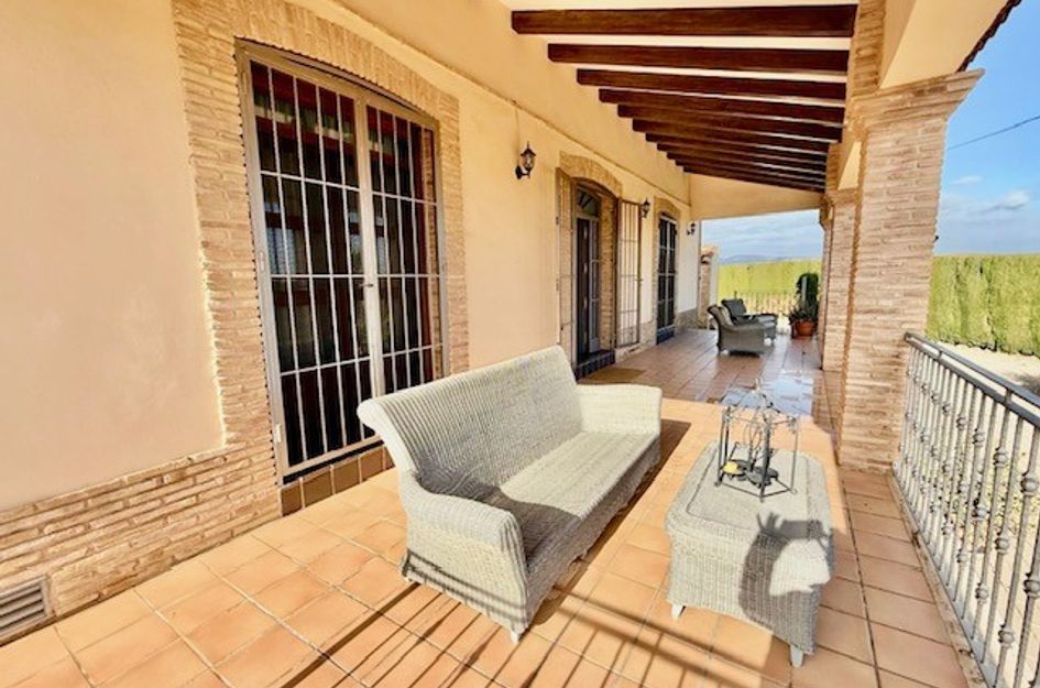 Villa in Jerónimo y Avileses