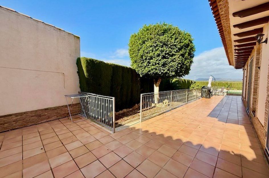 Villa in Jerónimo y Avileses