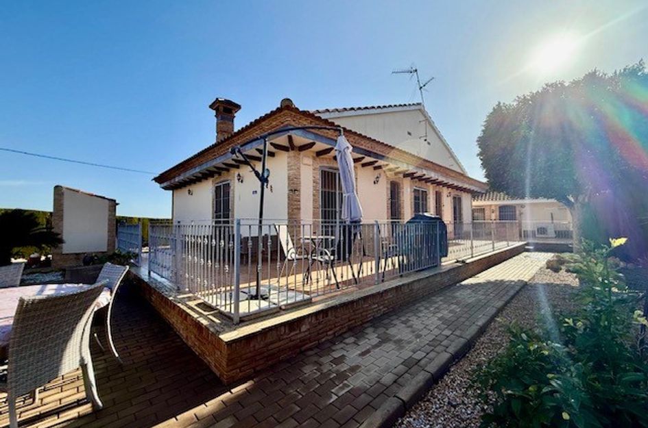 Villa in Jerónimo y Avileses