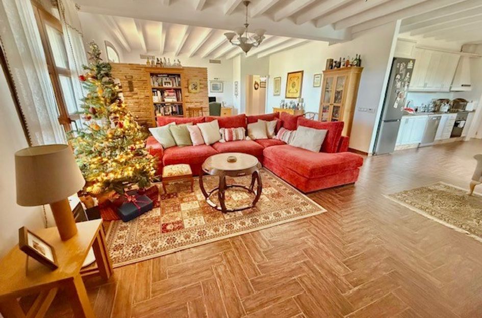 Villa in Jerónimo y Avileses