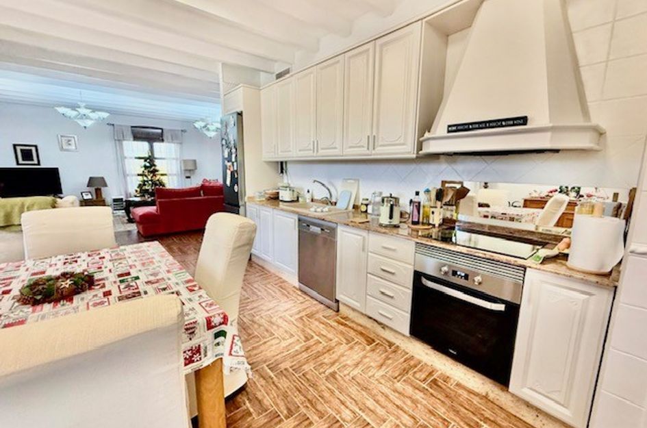 Villa in Jerónimo y Avileses