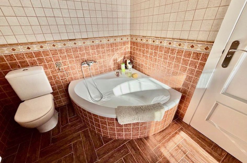 Villa in Jerónimo y Avileses