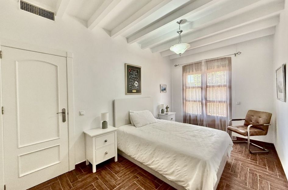 Villa in Jerónimo y Avileses