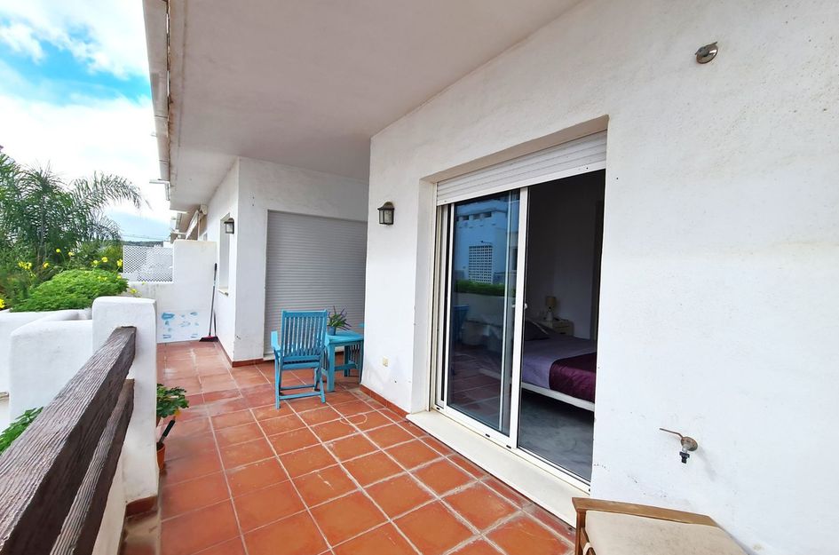 Appartement in Urbanización Puerto de Estepona