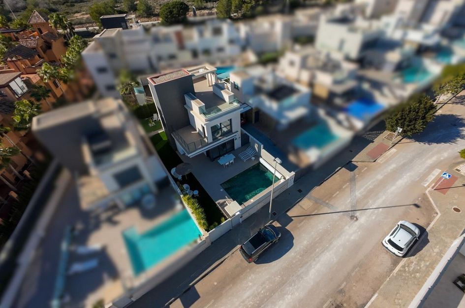 Villa in San Miguel de Salinas