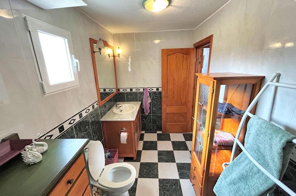 Huis in Res. Las Filipinas