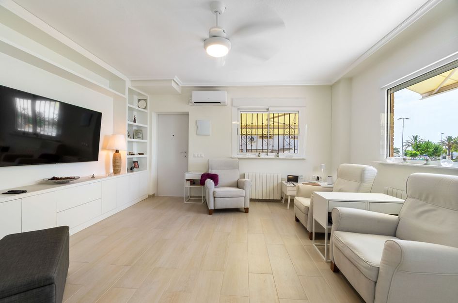 Villa in Pilar de la Horadada