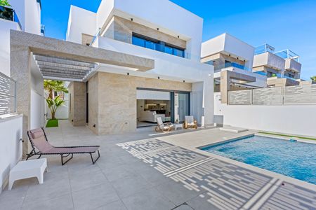 Villa in Res. Las Filipinas