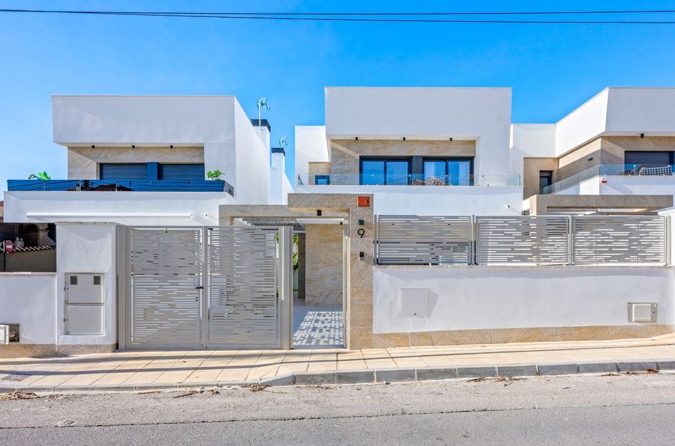 Villa in Res. Las Filipinas