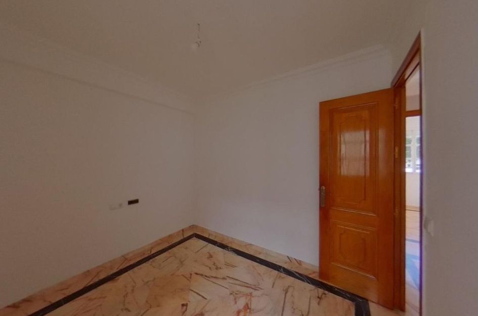 Appartement in Urbanización Puerto de Estepona