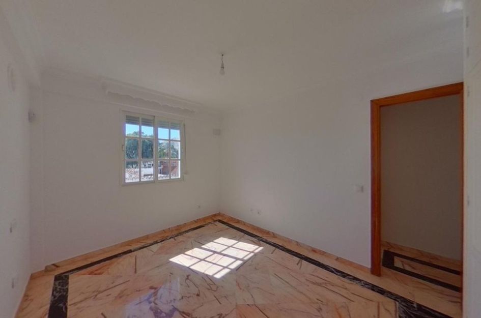 Appartement in Urbanización Puerto de Estepona