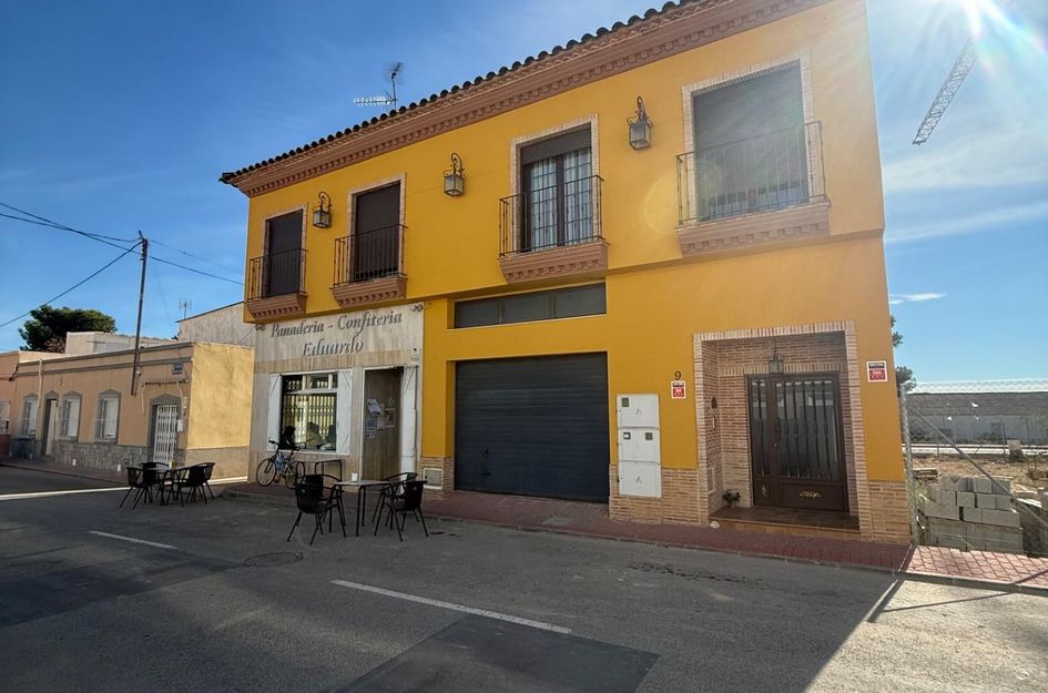 Huis in Jerónimo y Avileses