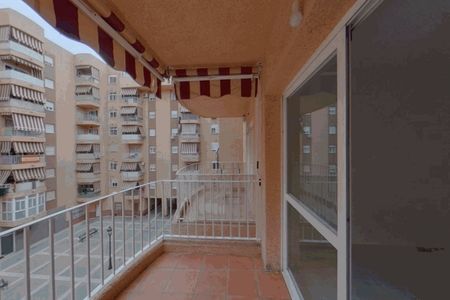 Appartement in Urbanización Puerto de Estepona