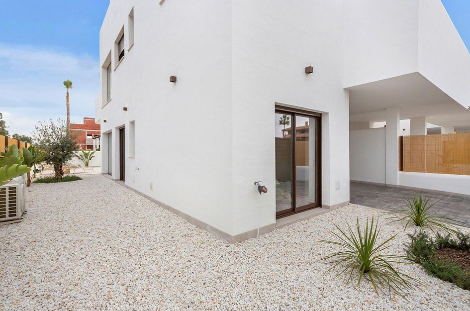 Bungalow in Los Alcázares