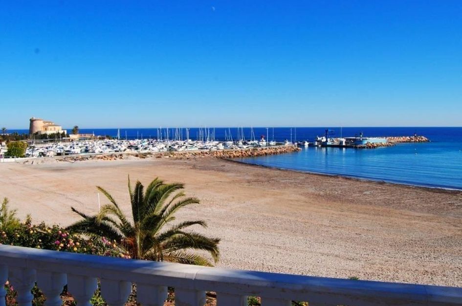 Halfvrijstaand in Pilar de la Horadada