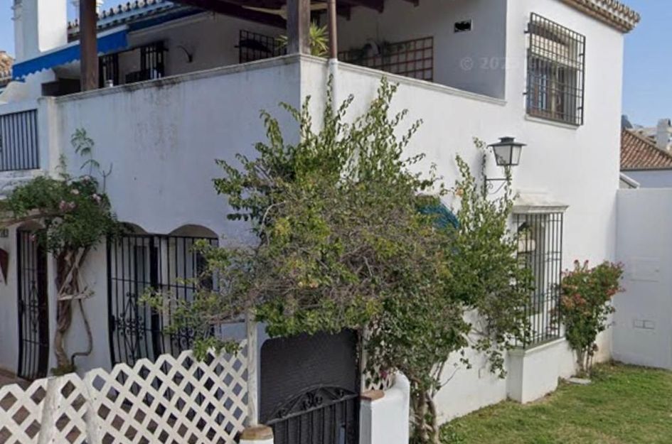 Appartement in Urbanización Puerto de Estepona