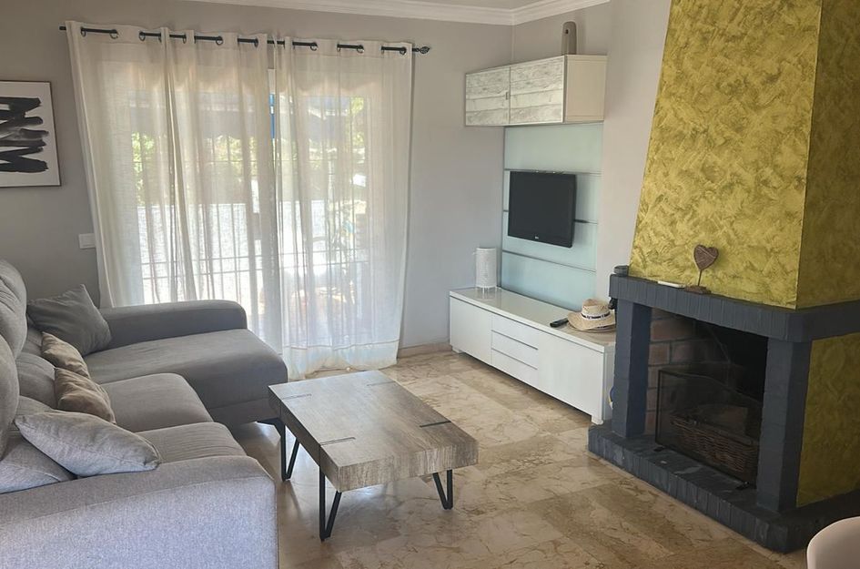 Appartement in Urbanización Puerto de Estepona