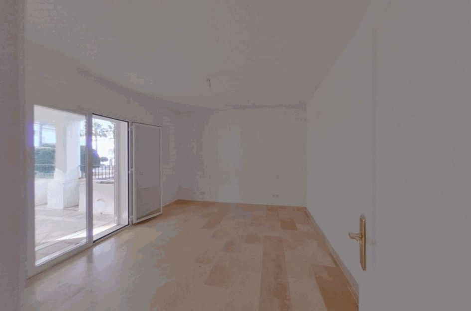 Appartement in Urbanización Puerto de Estepona