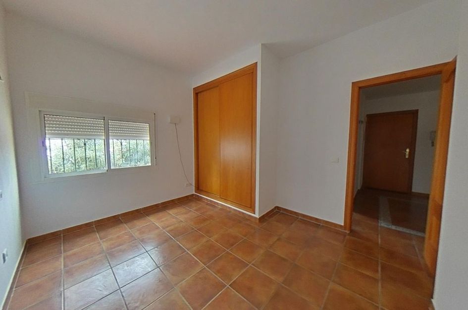 Appartement in Urbanización Puerto de Estepona