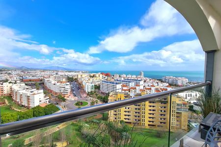 Penthouse in Urbanización Puerto de Estepona