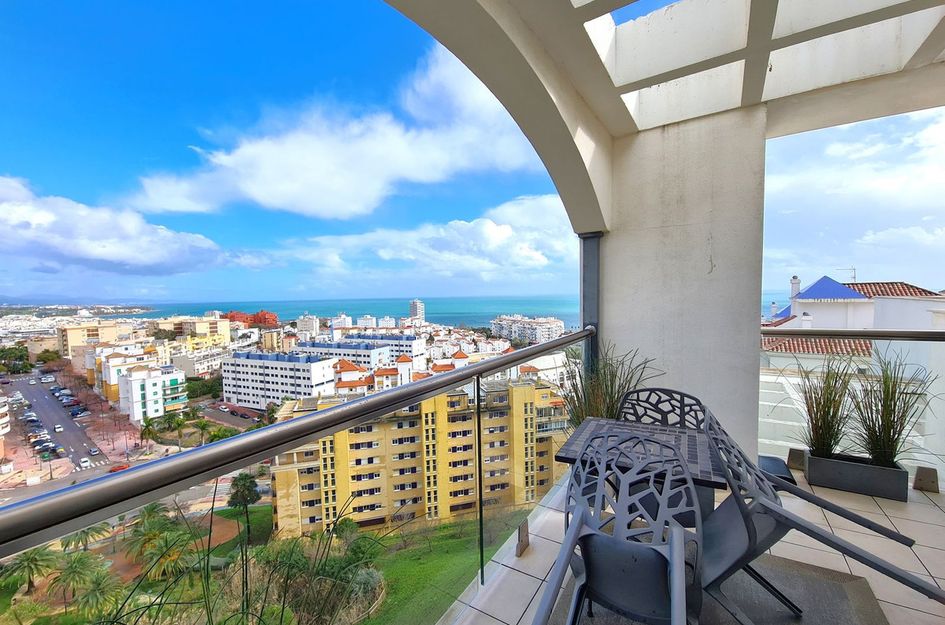 Penthouse in Urbanización Puerto de Estepona