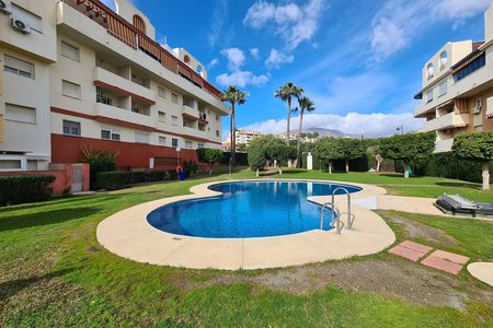 Appartement in Urbanización Puerto de Estepona