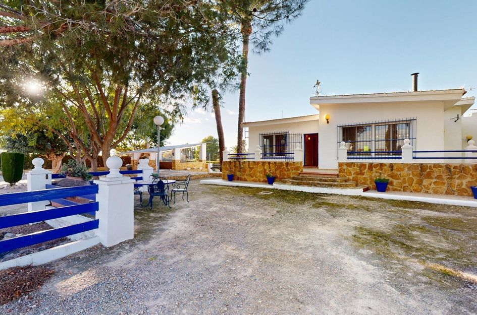 Villa in Villacosta