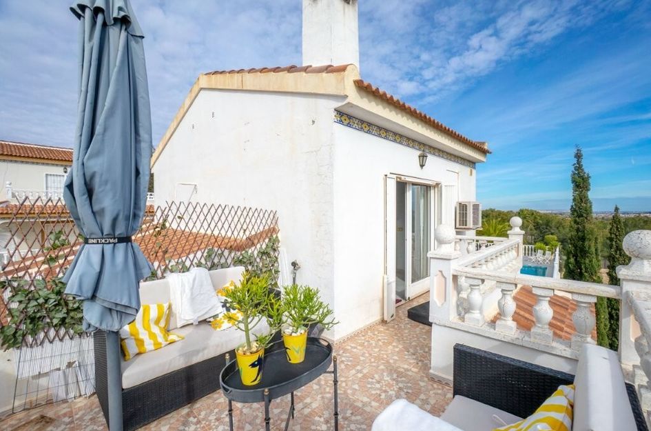 Villa in Castillo de Montemar